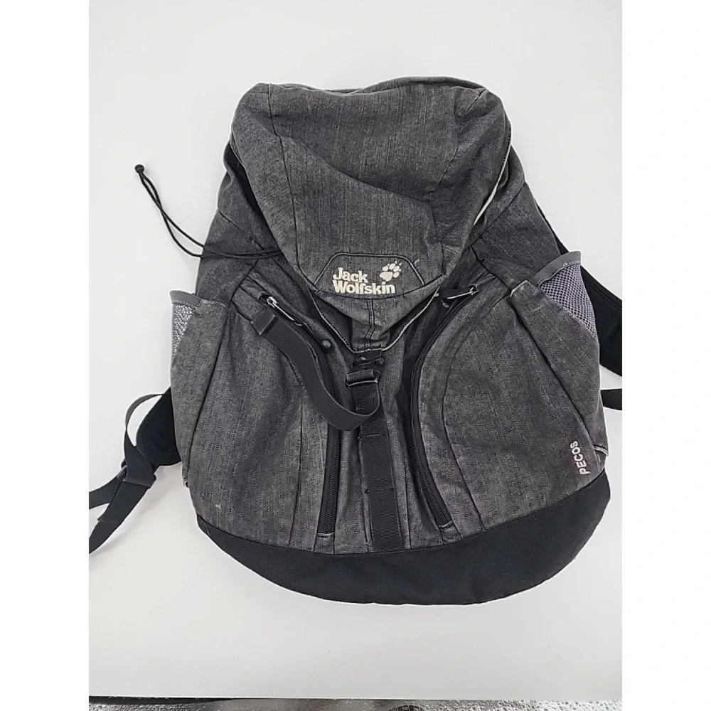 Jack Wolfskin Pecos Backpack Snuggle Up Black Grey Daypack Hiking Bag
